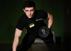 Как сидеть дома и не толстеть рассказал тренер из Волжского