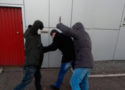 Банда подростков из Средней Ахтубы ограбила волгоградского студента