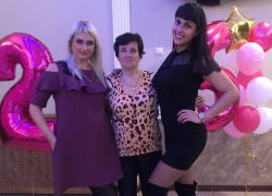 Волжанку Татьяну Фоменко поздравили с днем рождения самые близкие