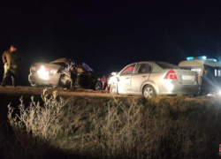Смертельная авария на трассе через Волжский забрала жизнь двух молодых парней