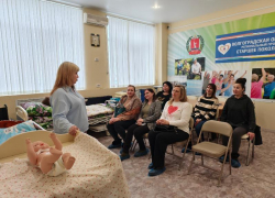 Более 700 жителей Волгоградской области прошли бесплатное обучение для работы в социальной сфере