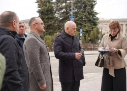 Глава Волжского Игорь Воронин проинспектировал проблемные участки города