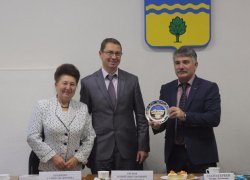 В Волжский приехали делегаты из Чеченской Республики