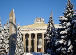 Живописные "Зимние узоры" покажет ДК "ВГС" Волжского  