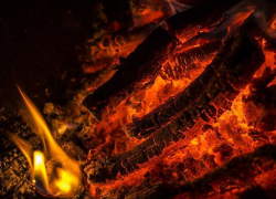 Неизвестный поджог дачный дом под покровом ночи