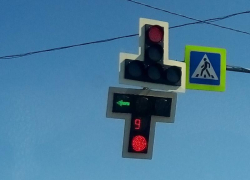 В Волжском «появился» неоднозначный светофор
