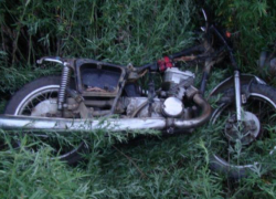 На трассе под Волгоградом едва не разбился пьяный мотоциклист