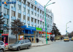 Назван срок завершения ремонта перекрестка улиц Мира и Оломоуцкая в Волжском
