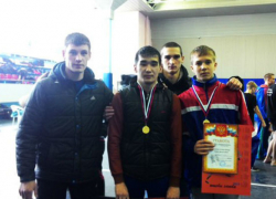 С межрегионального турнира волжские бойцы вернулись с золотыми медалями