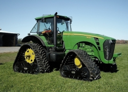 Волгоградского рабочего случайно раздавил трактор