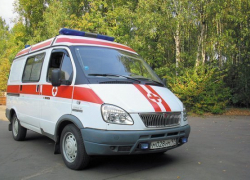 В Волгограде водитель «Рено» сбил во дворе 2-летнюю девочку