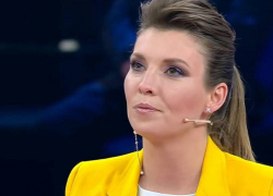 Макеты Калашникова за 12 млн гривен: Скабеева показала тендер украинского департамента образования