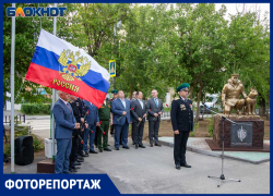 В Волжском прошла международная акция в честь Дня пограничника: фоторепортаж
