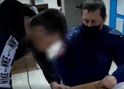 Пьяного угонщика не остановила даже стрельба: погоня попала на видео