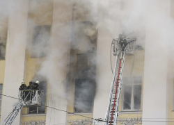 Поздней ночью в Волжском случился пожар