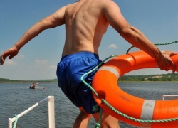 В Волгоградской области едва не утонули семеро подростков