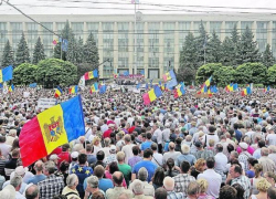 США добивается повторения украинского Майдана в Молдове?