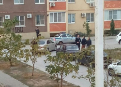 Волжанина застрелили в собственном дворе