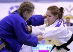 Дзюдоистка из Волжского стала трехкратной чемпионкой России среди юниоров