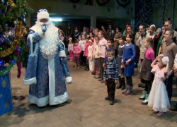 Более 200 юных волжан посетили ежегодное рождественское мероприятие