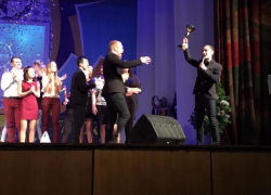 "Город-питон" пошутили на 50 тысяч рублей в финальной битве КВН Волжского