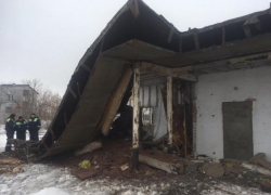 Волгоградец скончался под бетонной плитой на заброшенной АЗС