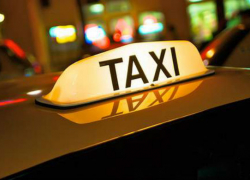 Волгоградка «отблагодарила» таксиста кражей 