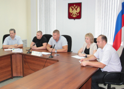 В Волжском школа плавания может остаться бесхозной 