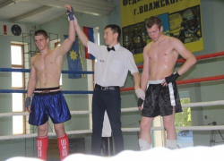 Волжские спортсмены лидировали в городских соревнованиях по кикбоксингу