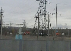 Иномарка улетела в кювет на оживленной дороге в Волжском