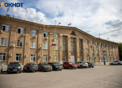 Жителей Волжского приглашают пройти собеседования на должности чиновников 