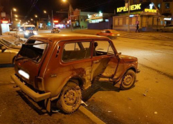 В Волжском пенсионер на Honda спровоцировал ДТП: пострадал 18-летний парень 