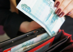 В Волгограде заведующая детсада получала зарплату за липового работника