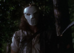 В Волгограде несовершеннолетнюю изнасиловал маньяк в маске