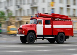 В Волжском при пожаре на Пушкина пострадал пенсионер