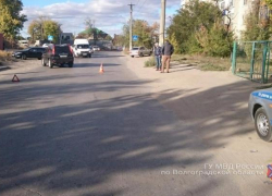 В Волгограде водитель иномарки сбил 10-летнюю школьницу