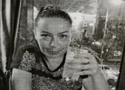 42-летнюю женщину с ярко-красными волосами уже неделю ищут в Волгограде