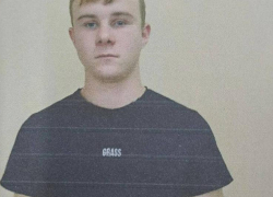 Весь в тату: в Волжском ищут сбежавшего с детского дома подростка