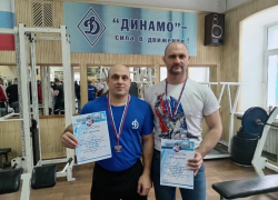 Пристав ФССП из Волжского стал призером чемпионата по гирям