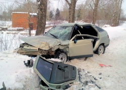 Под Волгоградом в ДТП погибли мужчина и его 16-летний сын 