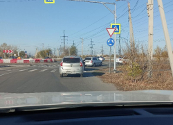 1,8 млн рублей вольют ремонт кольцевой развязки на Логинова в Волжском