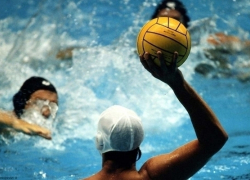 Российские ватерполисты разгромили испанцев в Волгограде