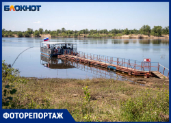 Фотокорреспондент «Блокнот Волжский» прокатился на первом рейсе парома через Ахтубу