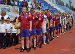 Сотрудники ГАИ "сделали" журналистов в товарищеском матче по футболу