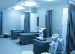 Пациента с ножевым ранением обнаружили в инфекционном госпитале Светлоярской ЦРБ