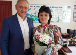 Мэр Волжского решил кадровые вопросы администрации