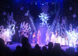 Волжане попали в первую новогоднюю сказку ДК "ВГС" 