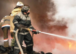 При пожаре на севере Волгограда пострадал мужчина