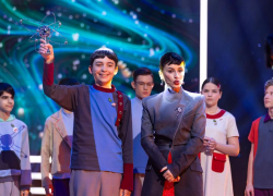 13-летний Мирон Арутюнян из Волжского победил в интеллектуальном шоу «Умнее всех» на «Пятнице»