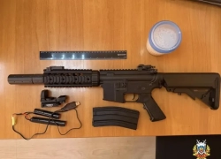 Полиция установила личности двух 17-летних волжан, устроивших стрельбу у детской площадки